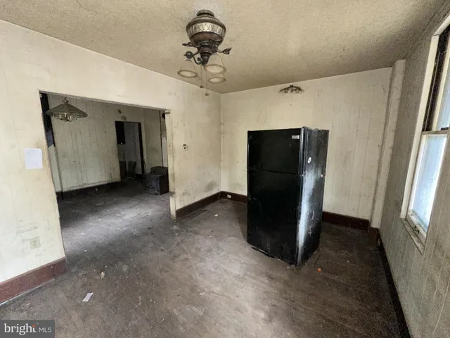 $35,000 | 648 Baker Street, Cumberland, MD 21502