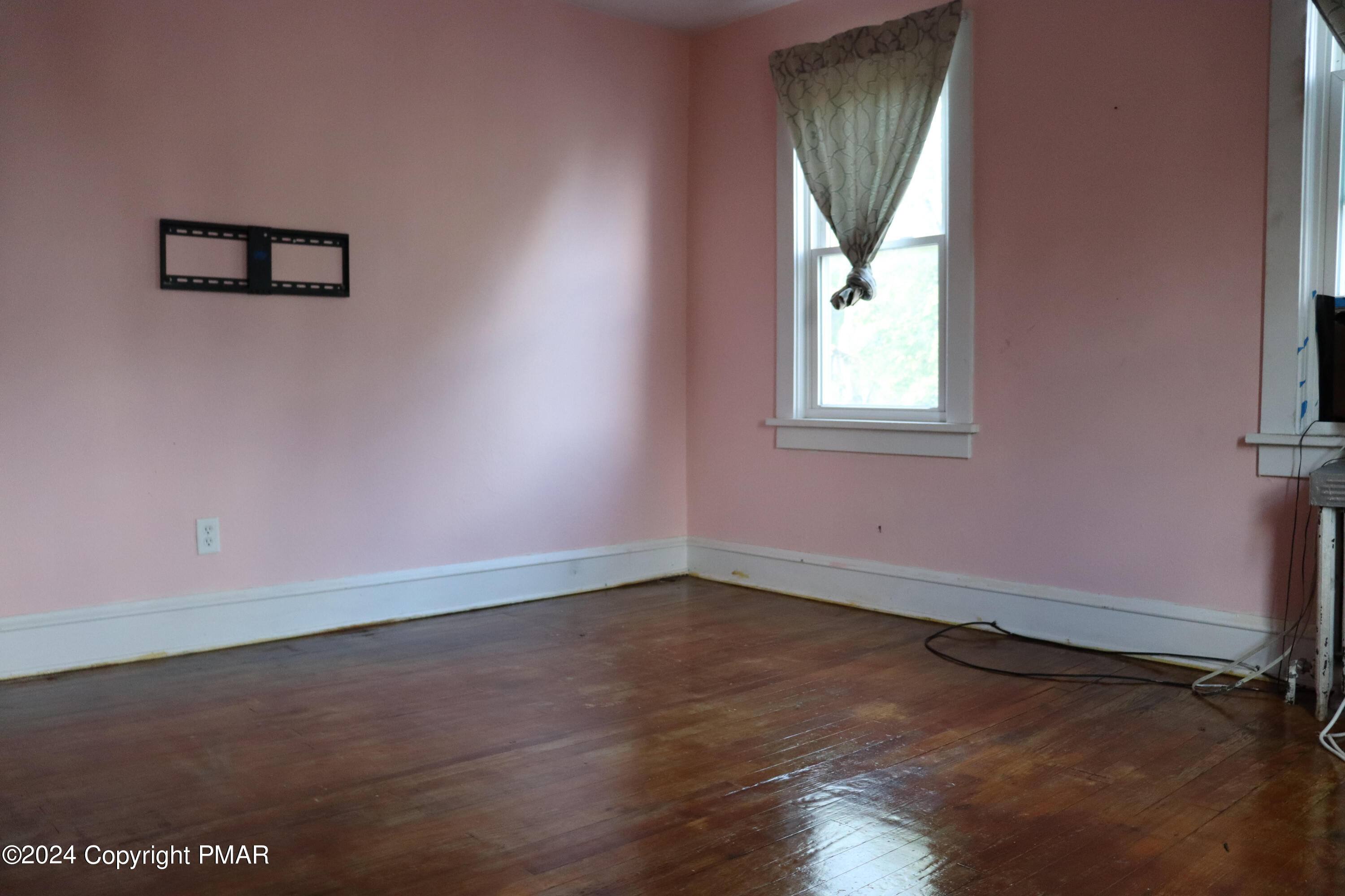 316 West Maple Street Hazleton, PA 18201 - Photo 24 of 36 bedroom 1 -2