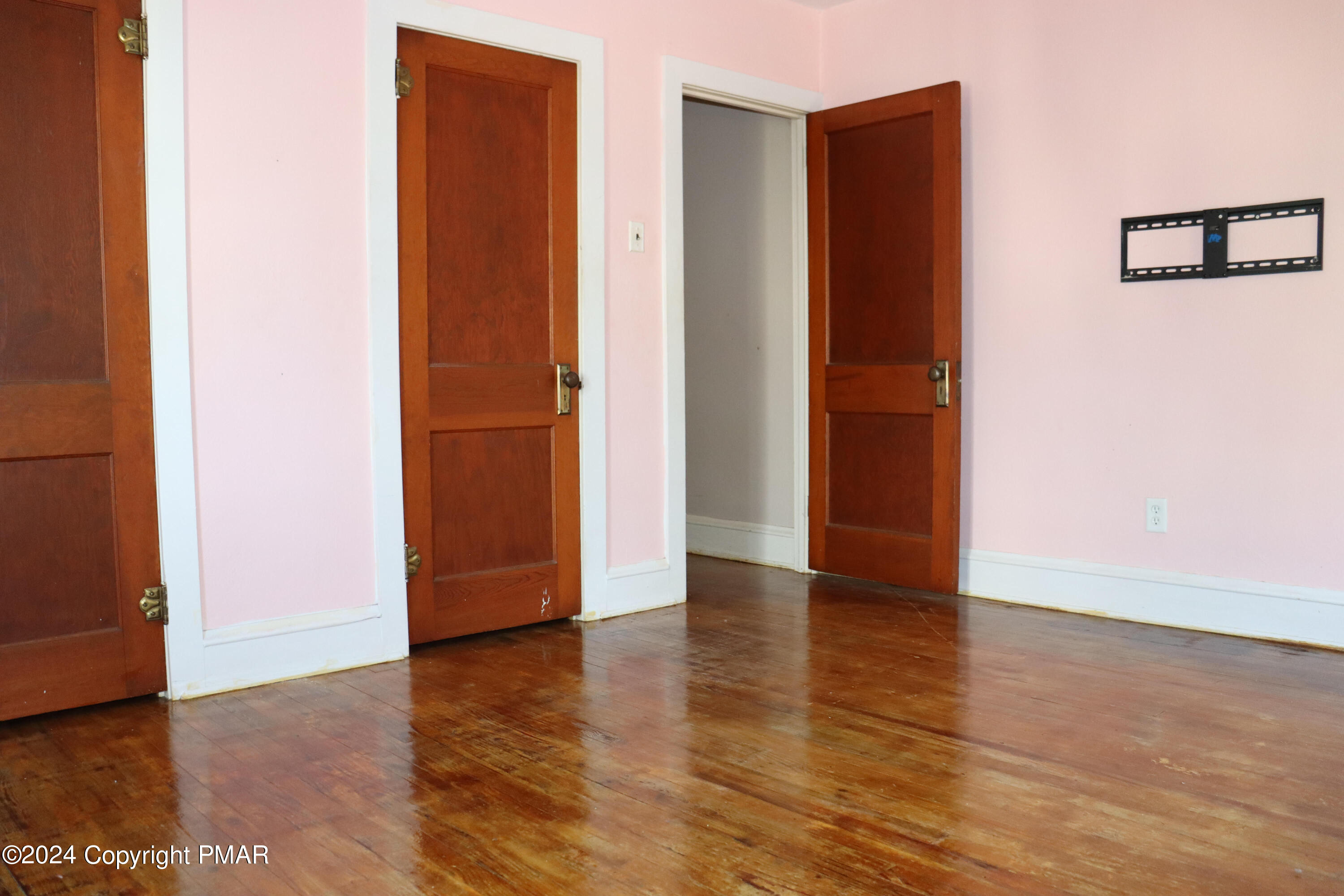 316 West Maple Street Hazleton, PA 18201 - Photo 25 of 36 bedroom 1 - 3