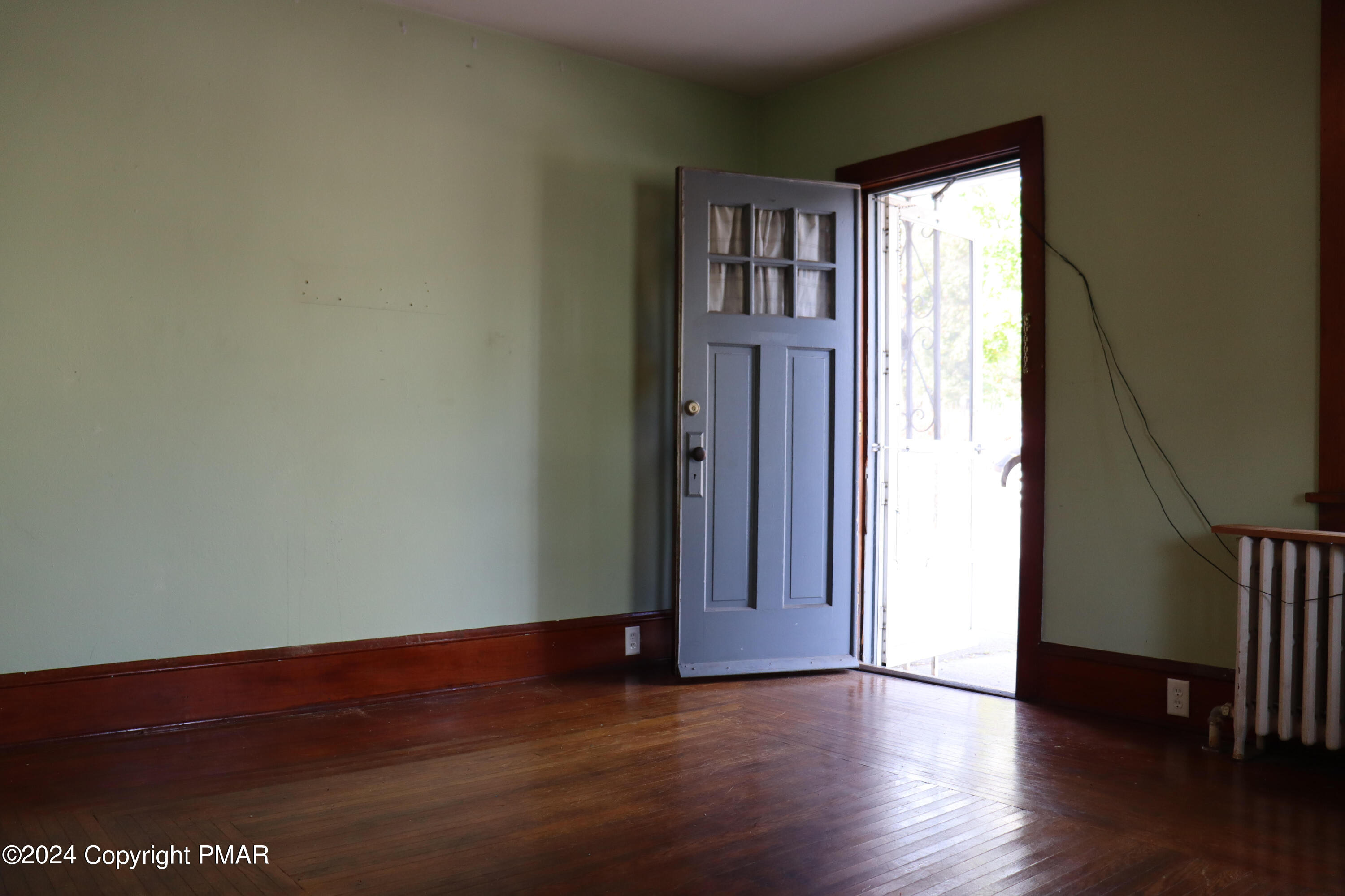 316 West Maple Street Hazleton, PA 18201 - Photo 4 of 36 living room 1