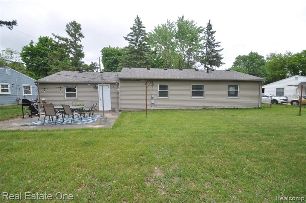 1070 Avon Manor Road Rochester Hills, MI 48307 - Photo 21 of 21