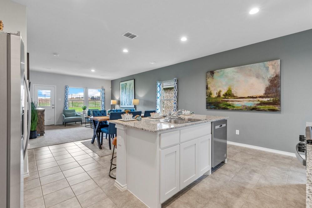 192 Mojave Road Boyd, TX 76023 - Photo 3 of 34