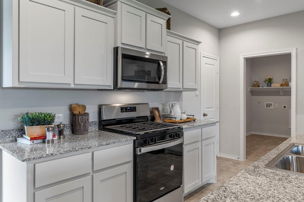 192 Mojave Road Boyd, TX 76023 - Photo 4 of 34