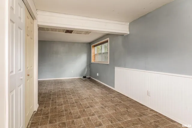 $144,900 | 309 South Plover Drive, Carbondale, IL 62901