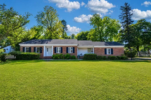 $210,000 | 715 North Park Street, Mullins, SC 29574
