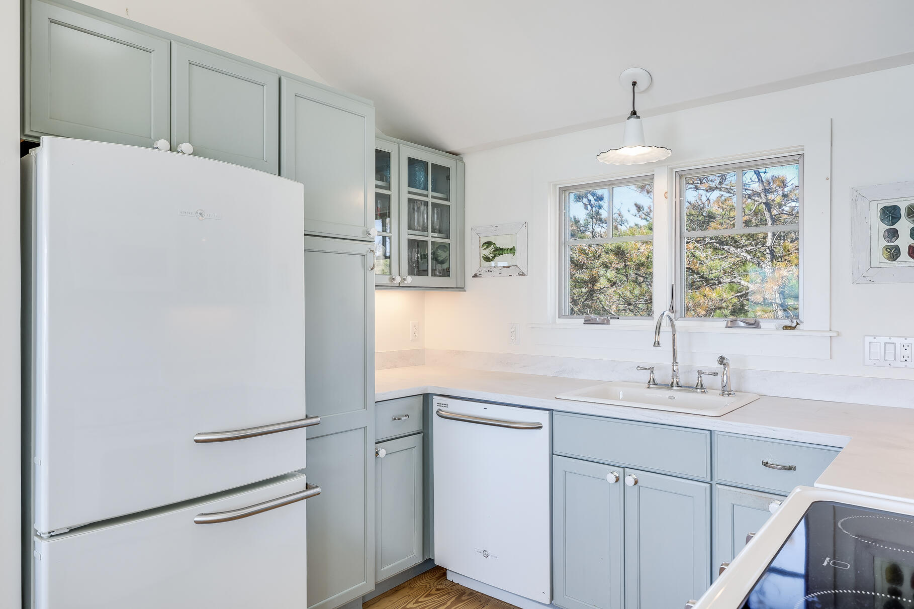 175 Cliff Road Wellfleet, MA 02667 - Photo 18 of 47 .