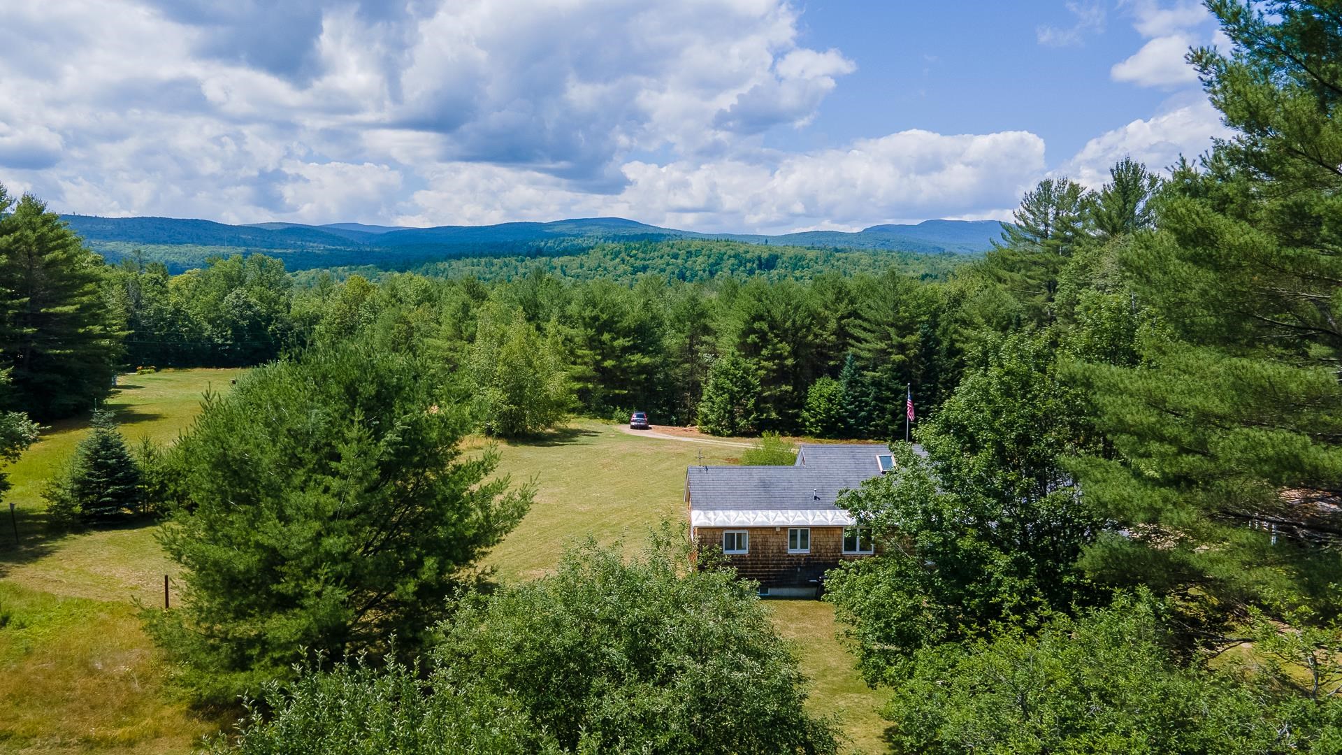 288 East Side Road Wentworth, NH 03282 - Photo 12 of 37