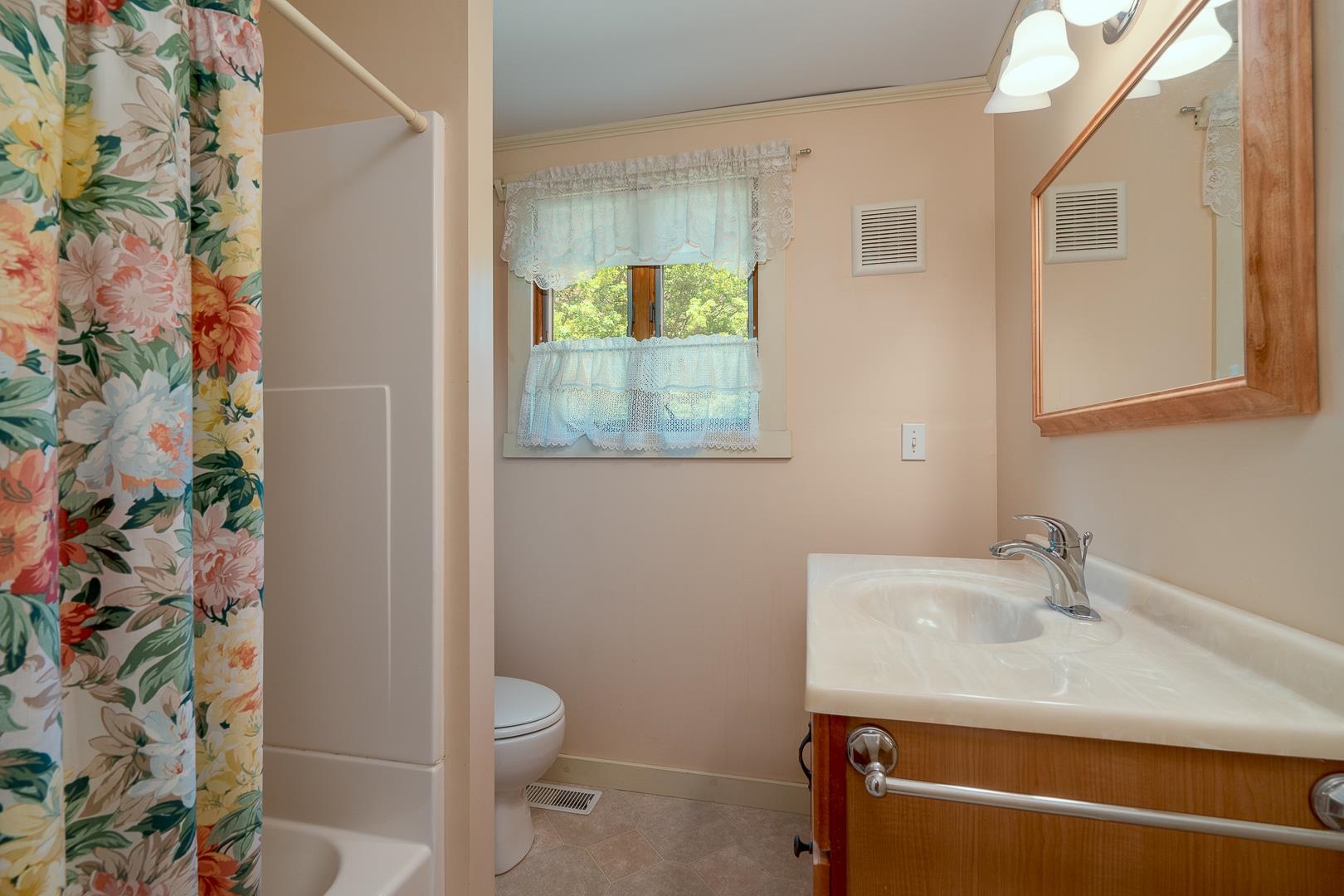 288 East Side Road Wentworth, NH 03282 - Photo 23 of 37