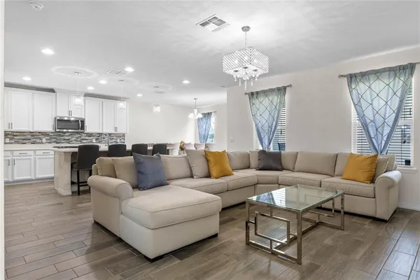 $2,800 | 3211 Turret Drive, Kissimmee, FL 34743