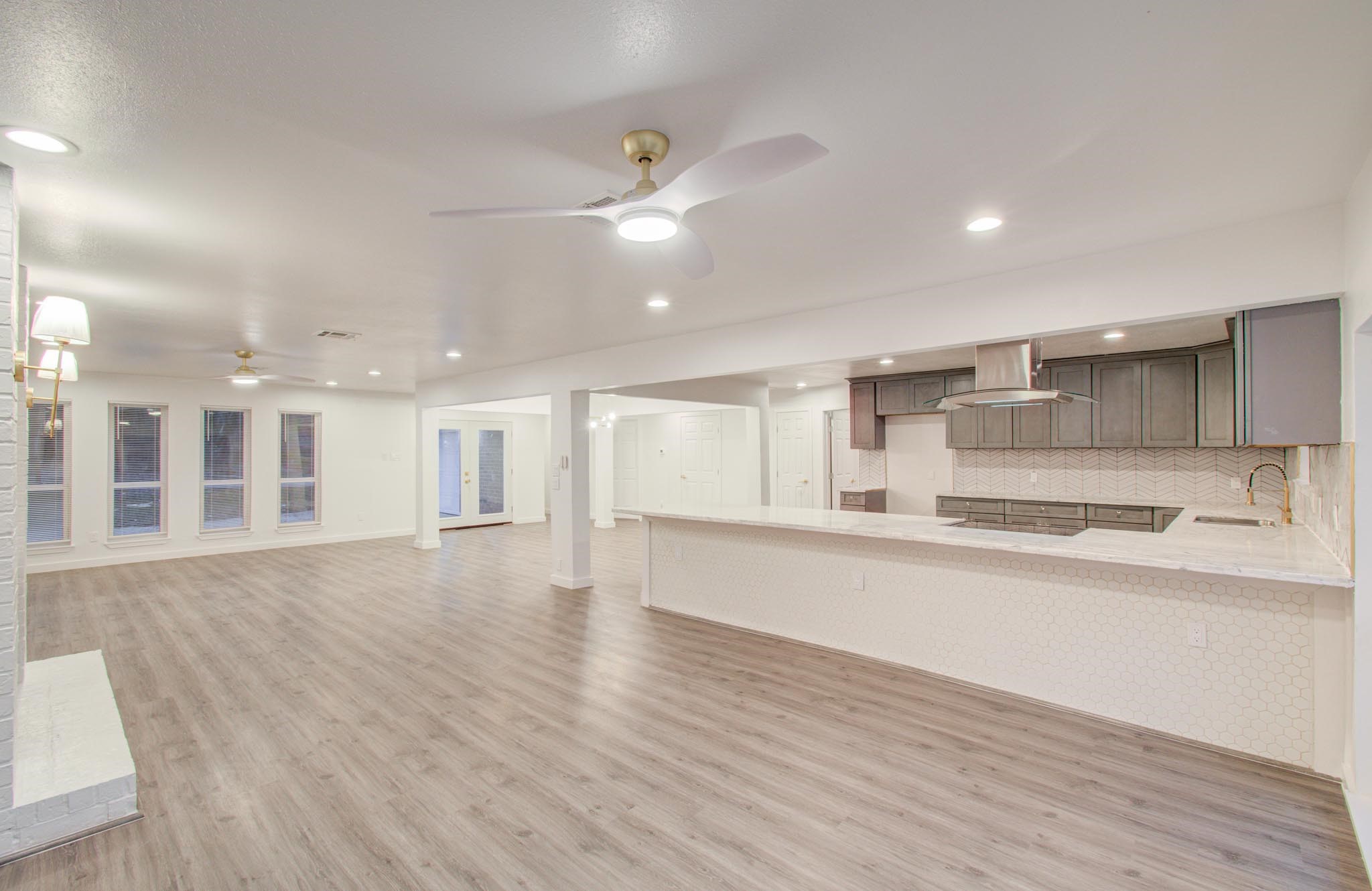 523 Brandon Road Conroe, TX 77302 - Photo 8 of 25