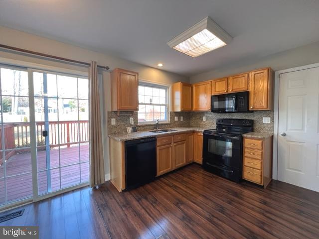 26 Madison Lane Sicklerville, NJ 08081 - Photo 11 of 24