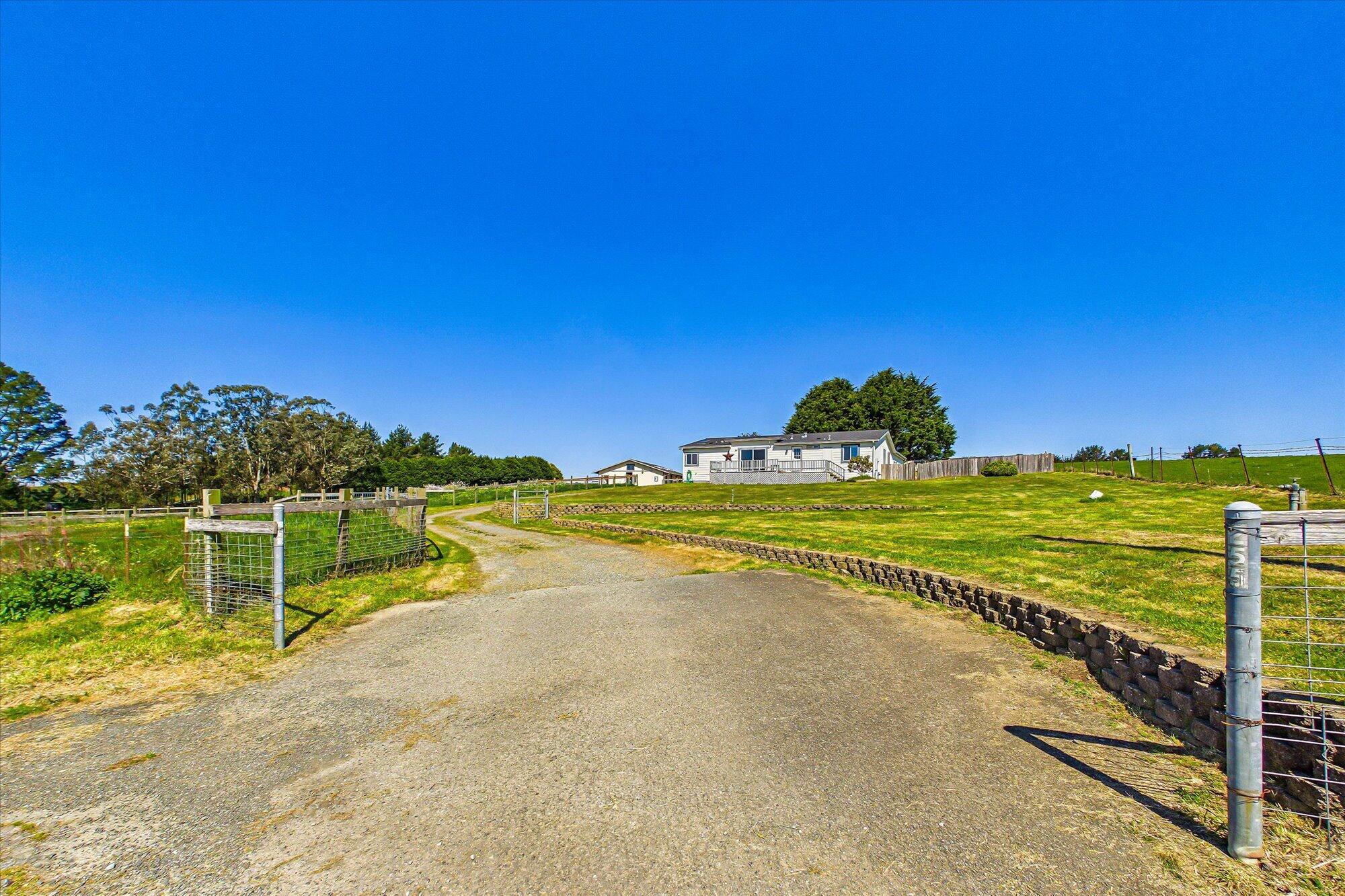 255 Hillcrest Road Loleta, CA 95551 - Photo 17 of 105 010-255 Hillcrest Road-101