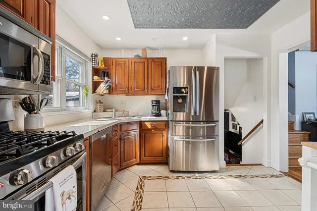 $450,000 | 301 Deep Dale Drive, Lutherville-Timonium, MD 21093