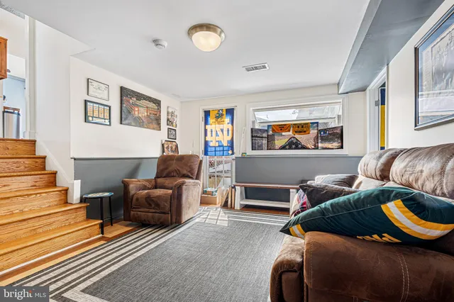 $450,000 | 301 Deep Dale Drive, Lutherville-Timonium, MD 21093