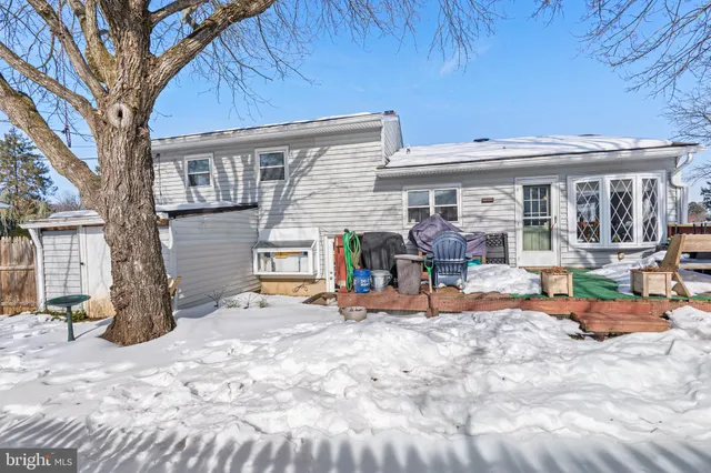 $450,000 | 301 Deep Dale Drive, Lutherville-Timonium, MD 21093