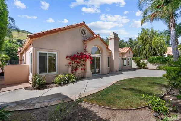 $1,349,000 | 870 Pleasant Dale Place, Westlake Village, CA 91362
