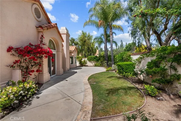 $1,349,000 | 870 Pleasant Dale Place, Westlake Village, CA 91362