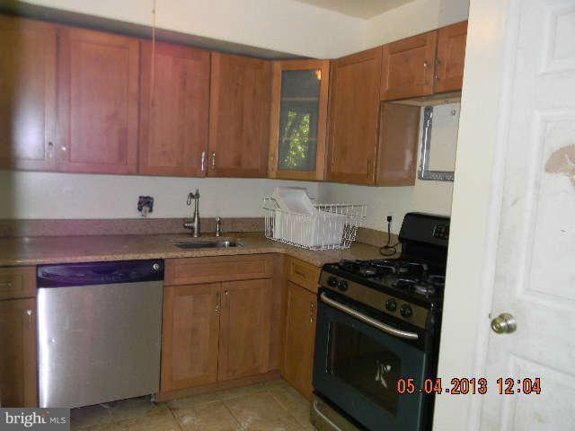 3960 Bel Pre Road, Unit 3 Silver Spring, MD 20906 - Photo 7 of 12 Kitchen
