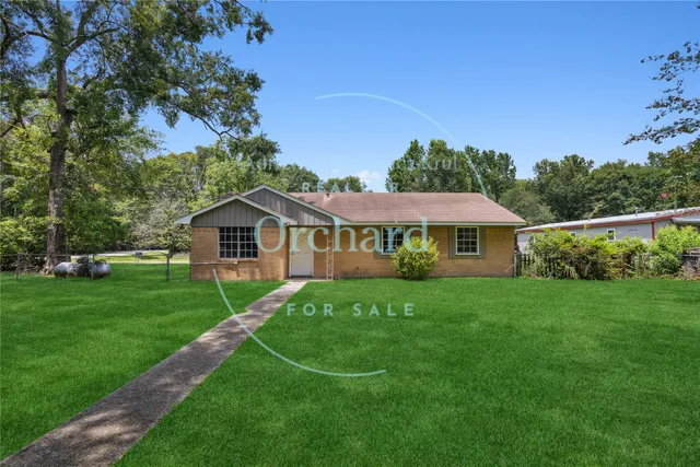 $315,000 | 9196 White Oak Drive, Conroe, TX 77384