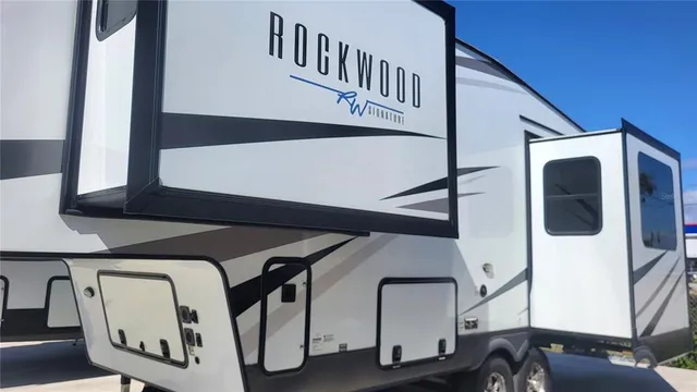 a view of an entryway