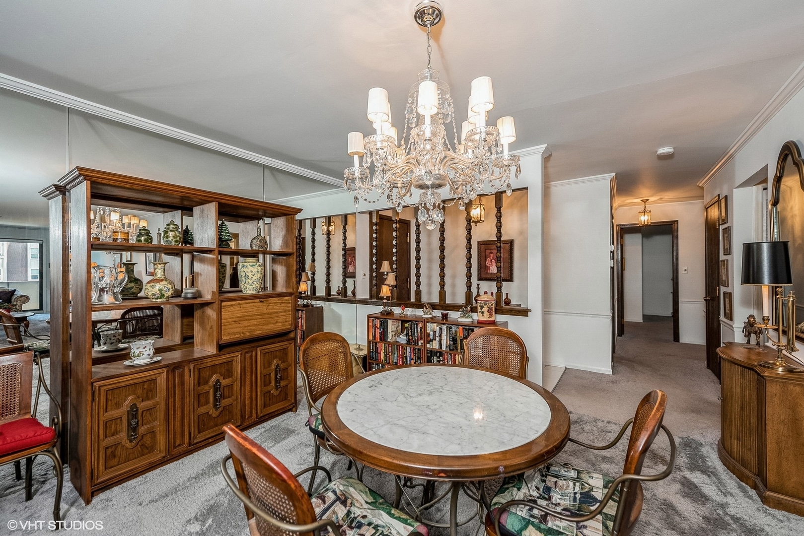 9240 Gross Point Road, Unit 407 Skokie, IL 60077 - Photo 12 of 22