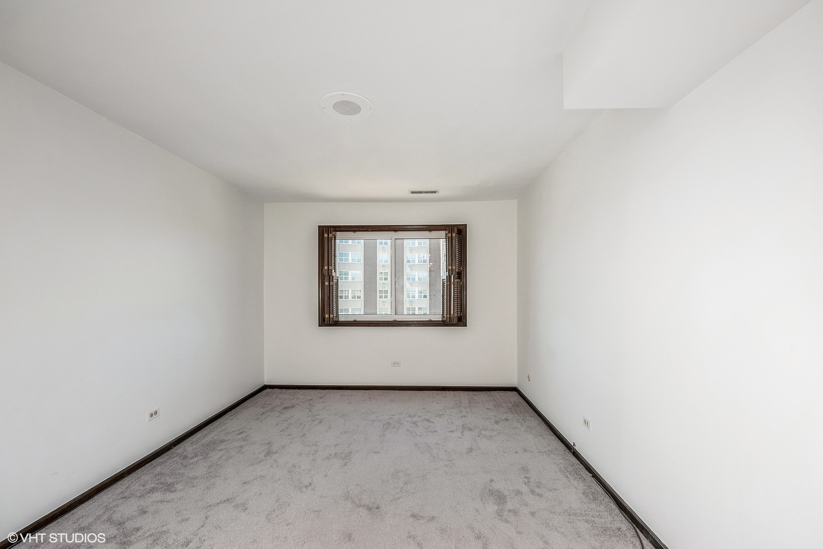 9240 Gross Point Road, Unit 407 Skokie, IL 60077 - Photo 19 of 22