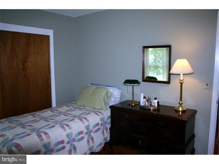 321 George Dye Road Hamilton, NJ 08690 - Photo 18 of 25 Gallery Image 18