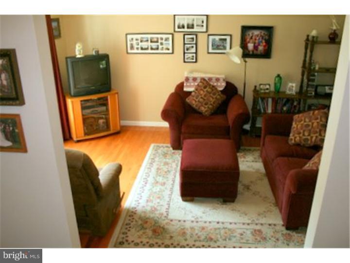 321 George Dye Road Hamilton, NJ 08690 - Photo 8 of 25 Gallery Image 8