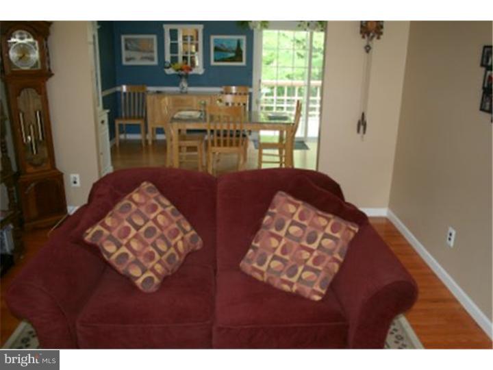 321 George Dye Road Hamilton, NJ 08690 - Photo 10 of 25 Gallery Image 10