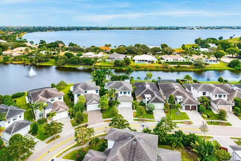 $2,200,000 | 3019 Gin Berry Way, West Palm Beach, FL 33401