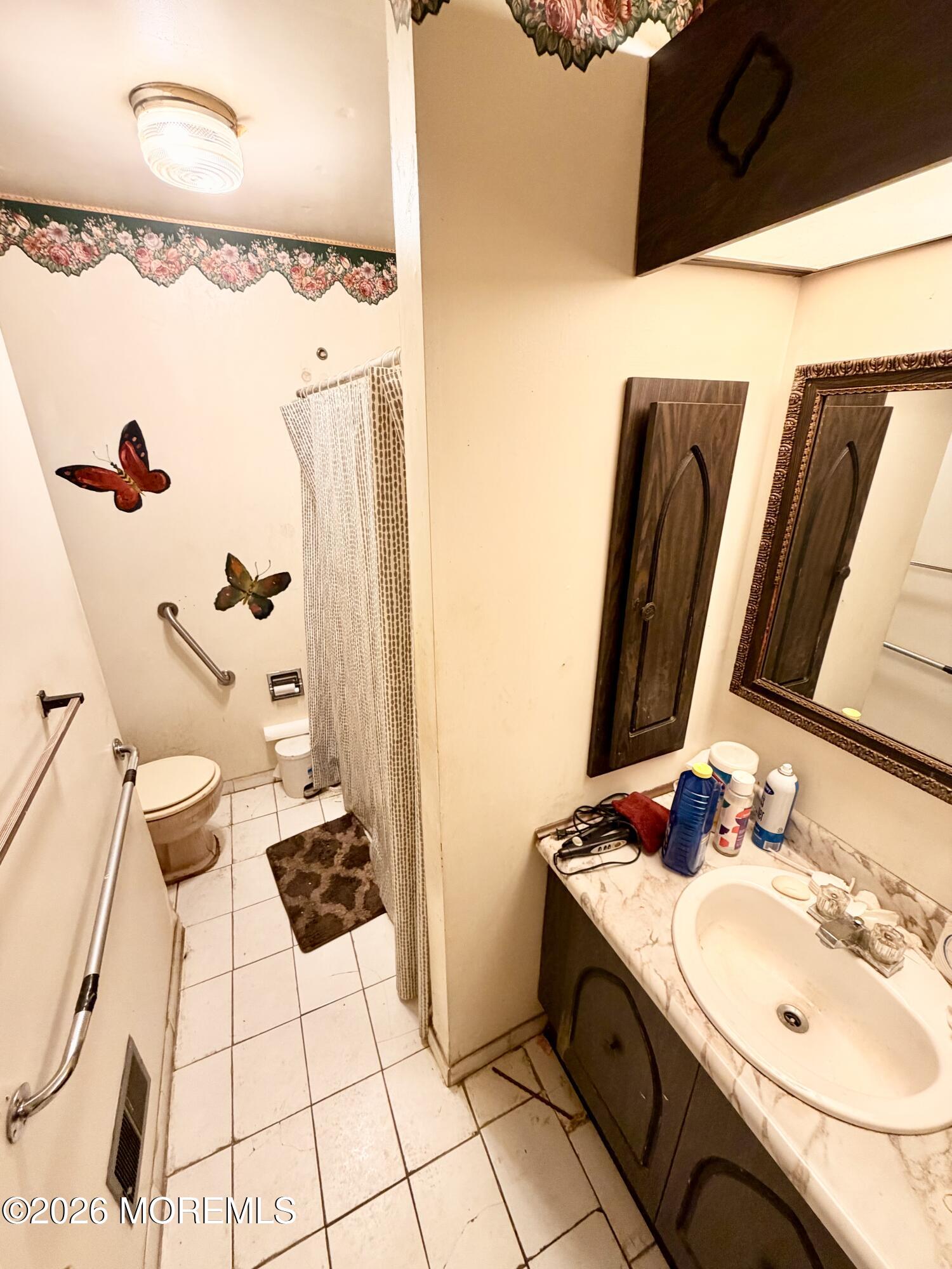 44 South Longview Road Howell, NJ 07731 - Photo 9 of 9 Bathroom Downstairs