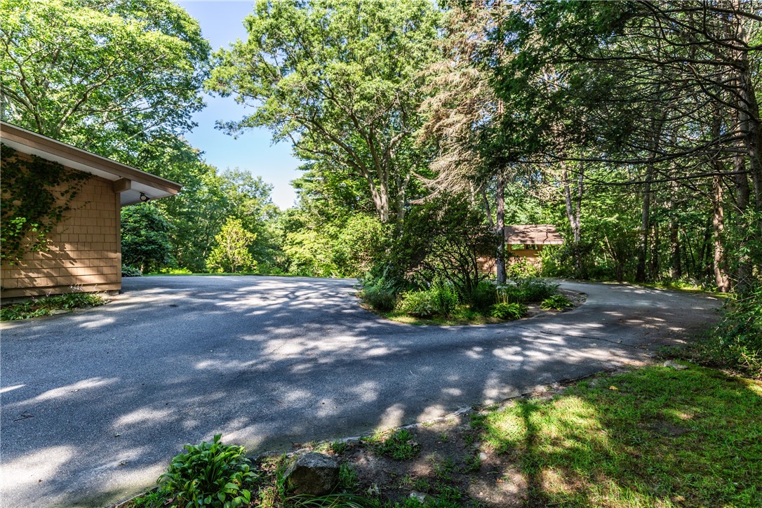 12 East Gate Road Smithfield, RI 02828 - Photo 6 of 50