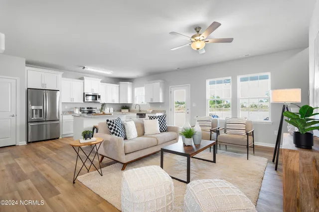 $411,575 | 102 Apple Court, Unit MODEL HOME), Elizabeth City, NC 27909