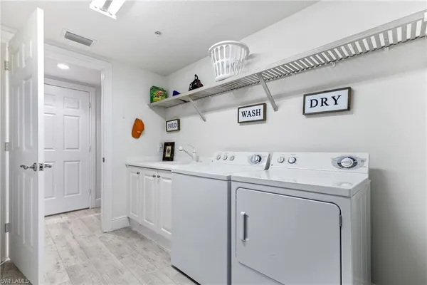 a view of utility room with washer and dryer