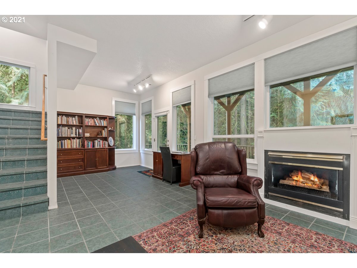 8440 Southwest 184th Loop Beaverton, OR 97007 - Photo 18 of 28 Gallery Image 18