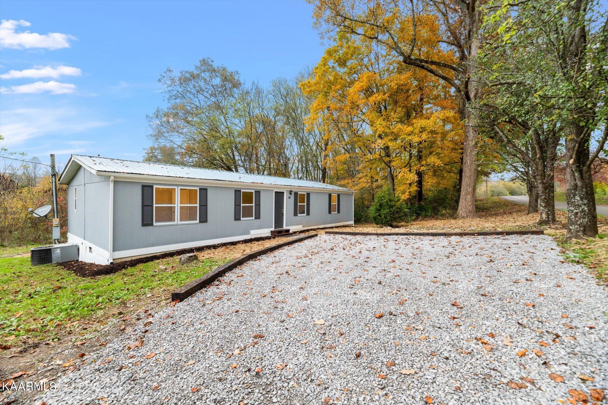 822 Short Bark Road Madisonville, TN 37354 - Photo 3 of 19 Gallery Image 3