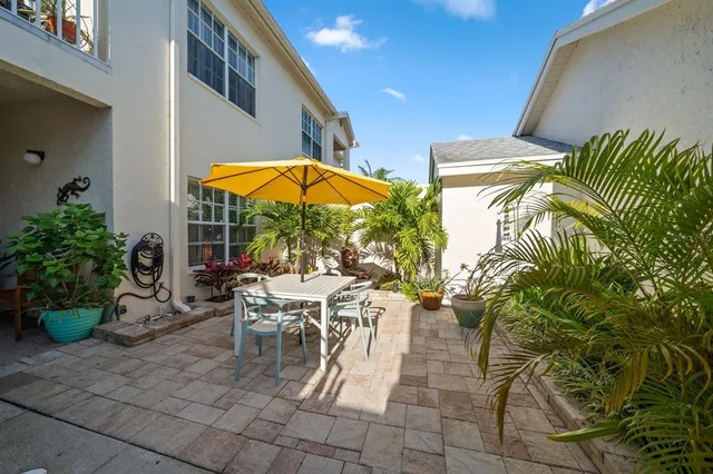 a view of outdoor space yard and patio