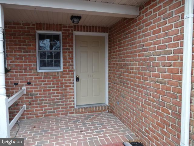 131 Pepperton Court Lititz, PA 17543 - Photo 3 of 34 Gallery Image 3