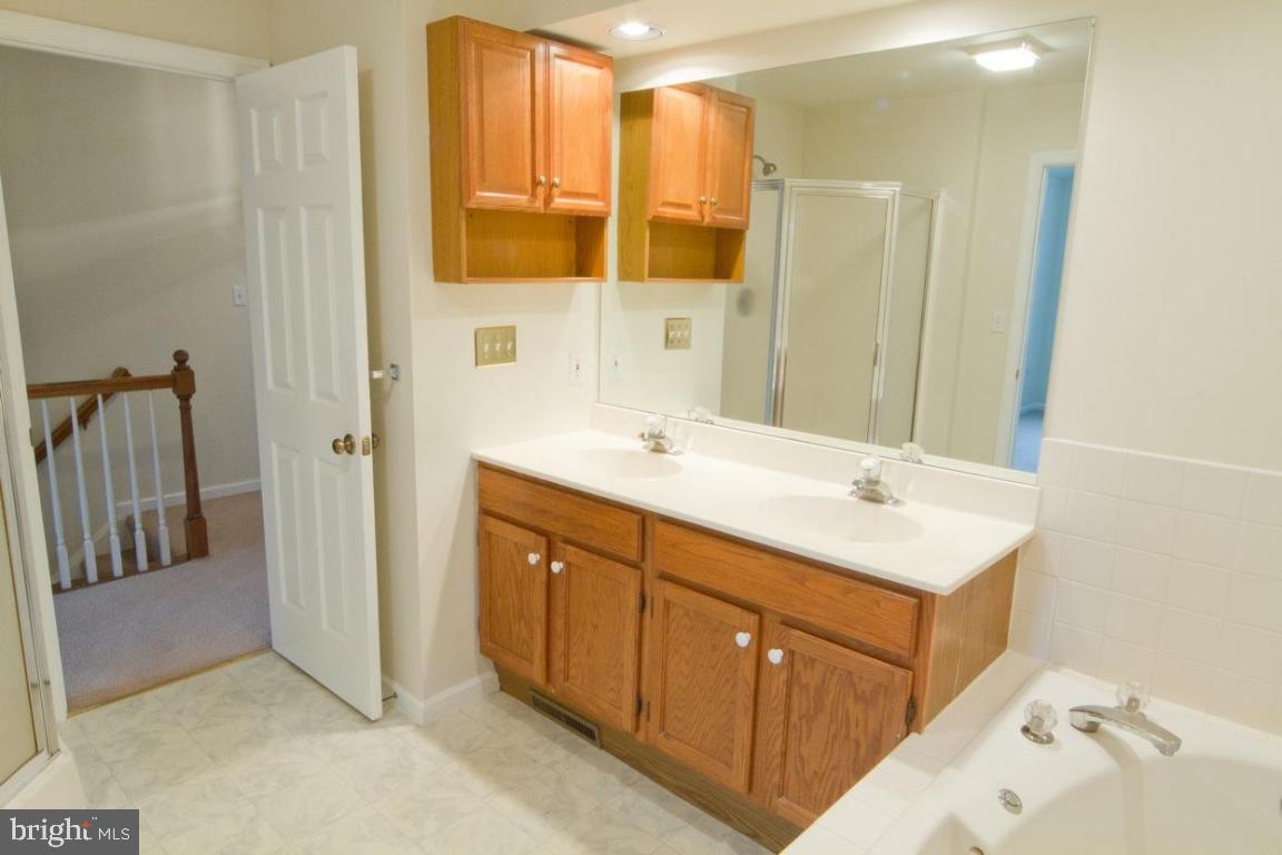 131 Pepperton Court Lititz, PA 17543 - Photo 22 of 34 Gallery Image 22