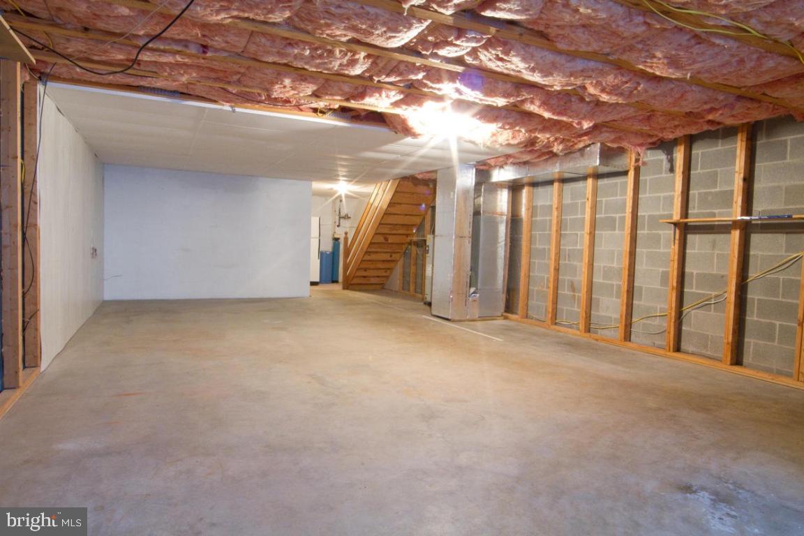 131 Pepperton Court Lititz, PA 17543 - Photo 27 of 34 Gallery Image 27