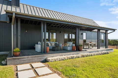 $1,850,000 | 1327 Schumann Road, Stonewall, TX 78671