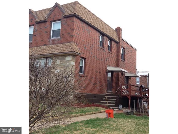 1707 Danforth Street Philadelphia, PA 19152 - Photo 2 of 24 Exterior Side