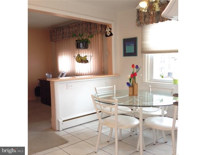 1707 Danforth Street Philadelphia, PA 19152 - Photo 6 of 24 Breakfast Room