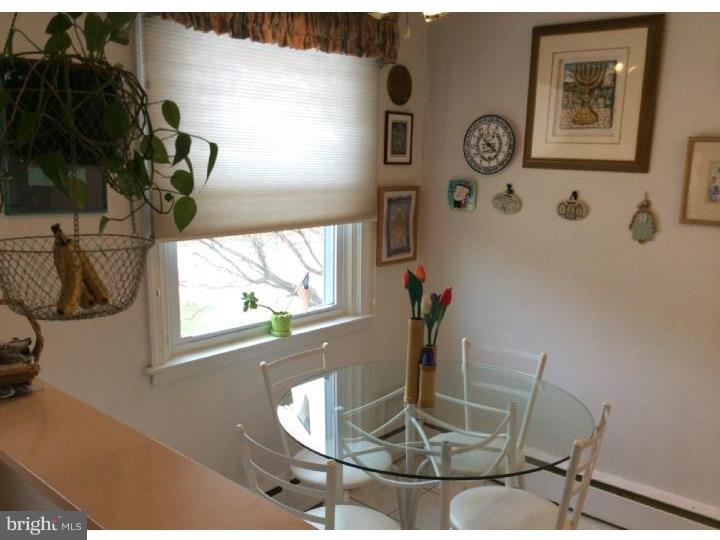 1707 Danforth Street Philadelphia, PA 19152 - Photo 7 of 24 Breakfast Room