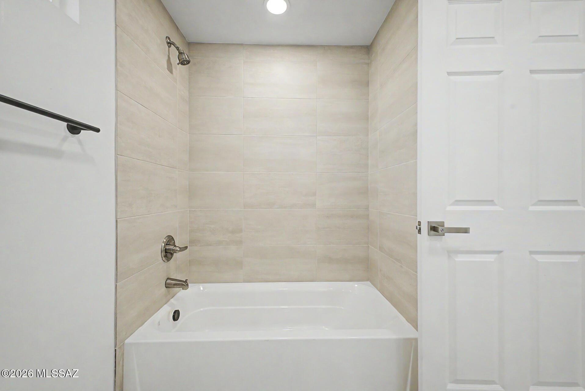 2251 East Spring Street Tucson, AZ 85719 - Photo 16 of 58 Bathroom
