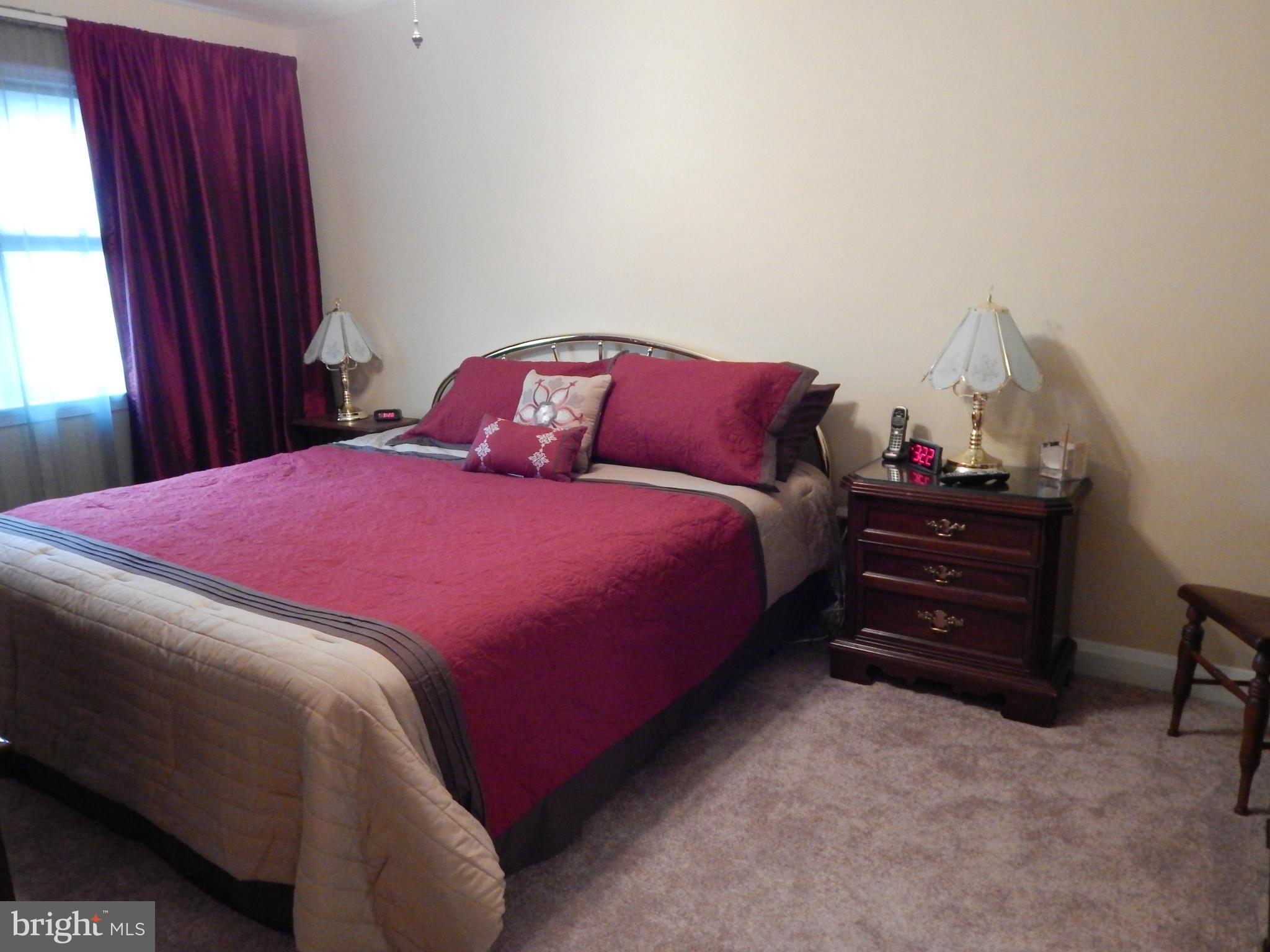 5604 Braxfield Road Baltimore, MD 21227 - Photo 16 of 25 Bedroom (Master)
