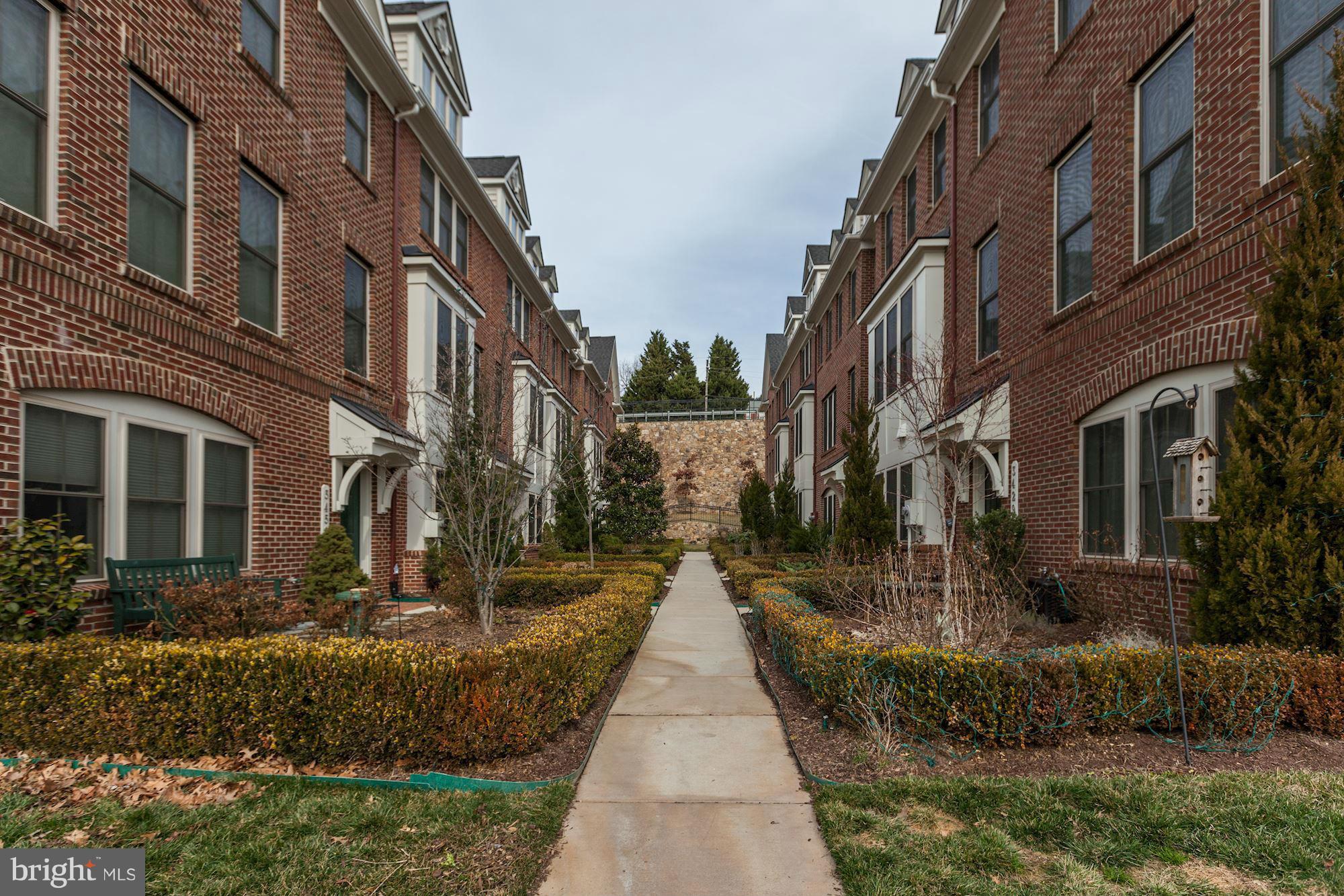 3439 Kemper Road Arlington, VA 22206 - Photo 2 of 30 Exterior (General)