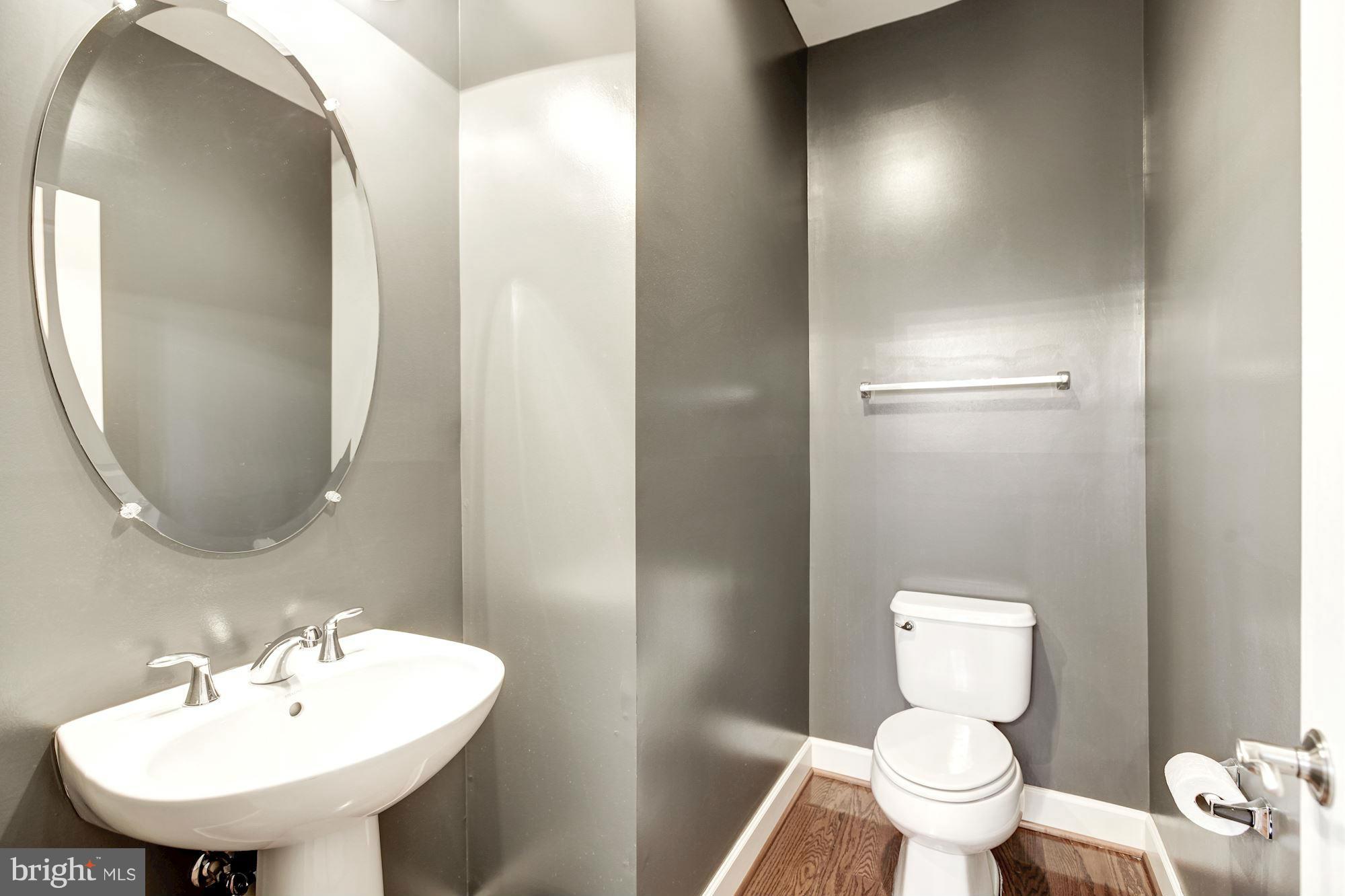 3439 Kemper Road Arlington, VA 22206 - Photo 12 of 30 Bath