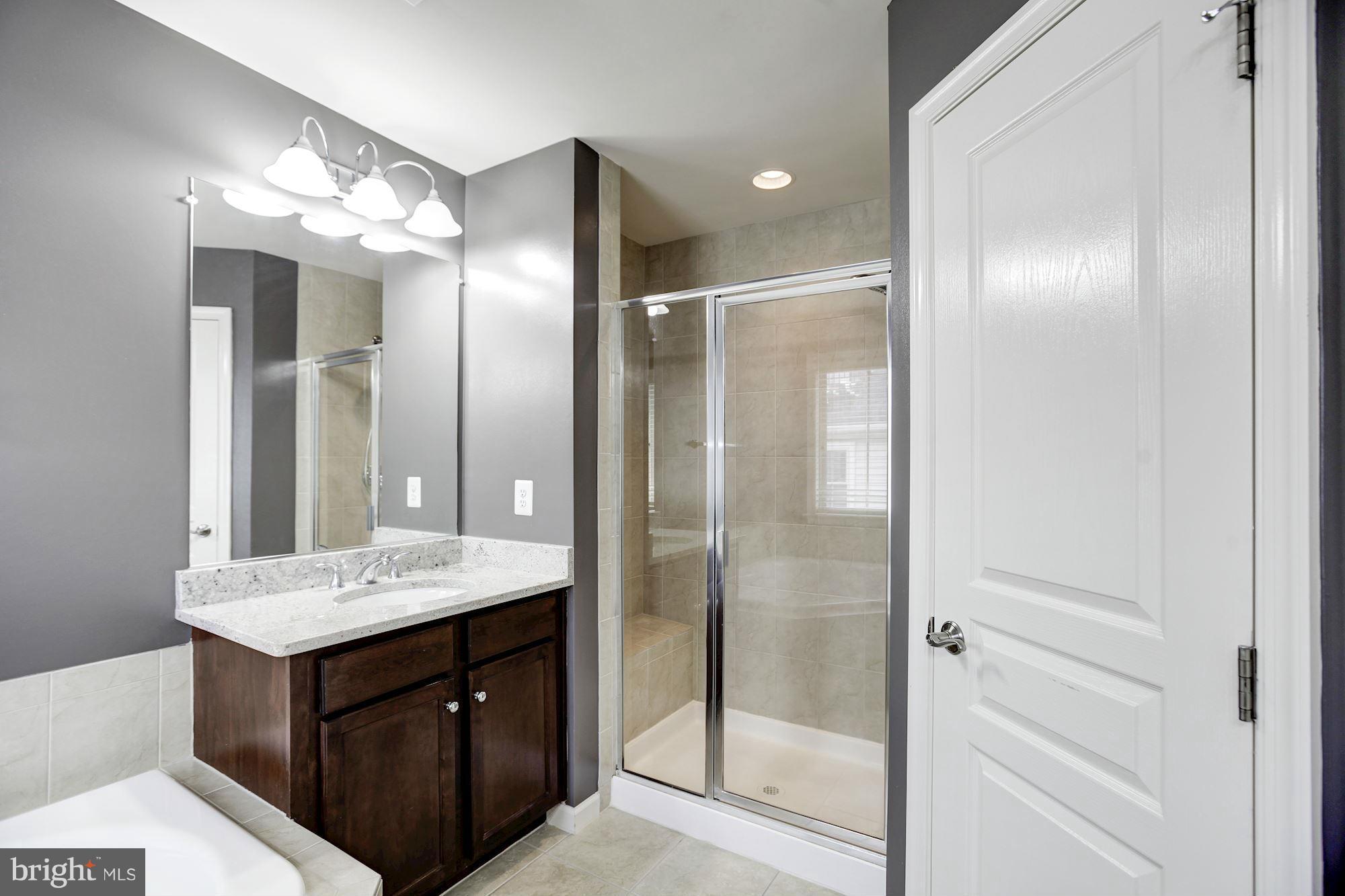 3439 Kemper Road Arlington, VA 22206 - Photo 18 of 30 Bath (Master)