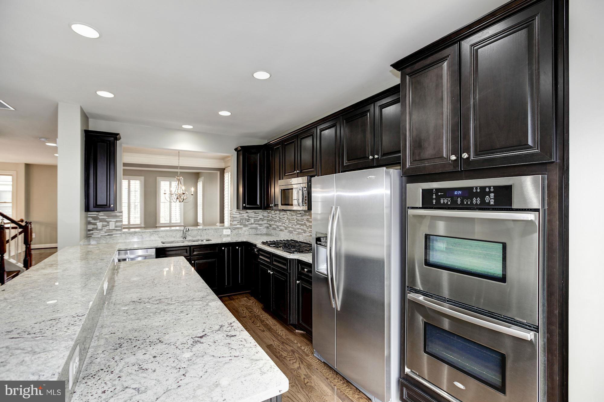 3439 Kemper Road Arlington, VA 22206 - Photo 8 of 30 Kitchen